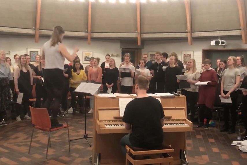 Koret øver "Promise"